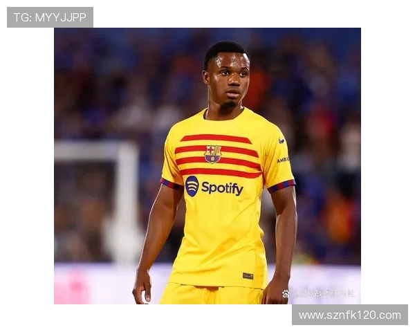 加维晒与法蒂阿劳霍福特兄弟聚餐照展现巴萨更衣室深厚情谊